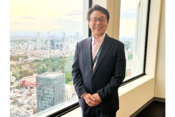 未経験からプロフェッショナルへ。価値あるサービスを提供できる専門家へと成長してください。/代表 上田茂人