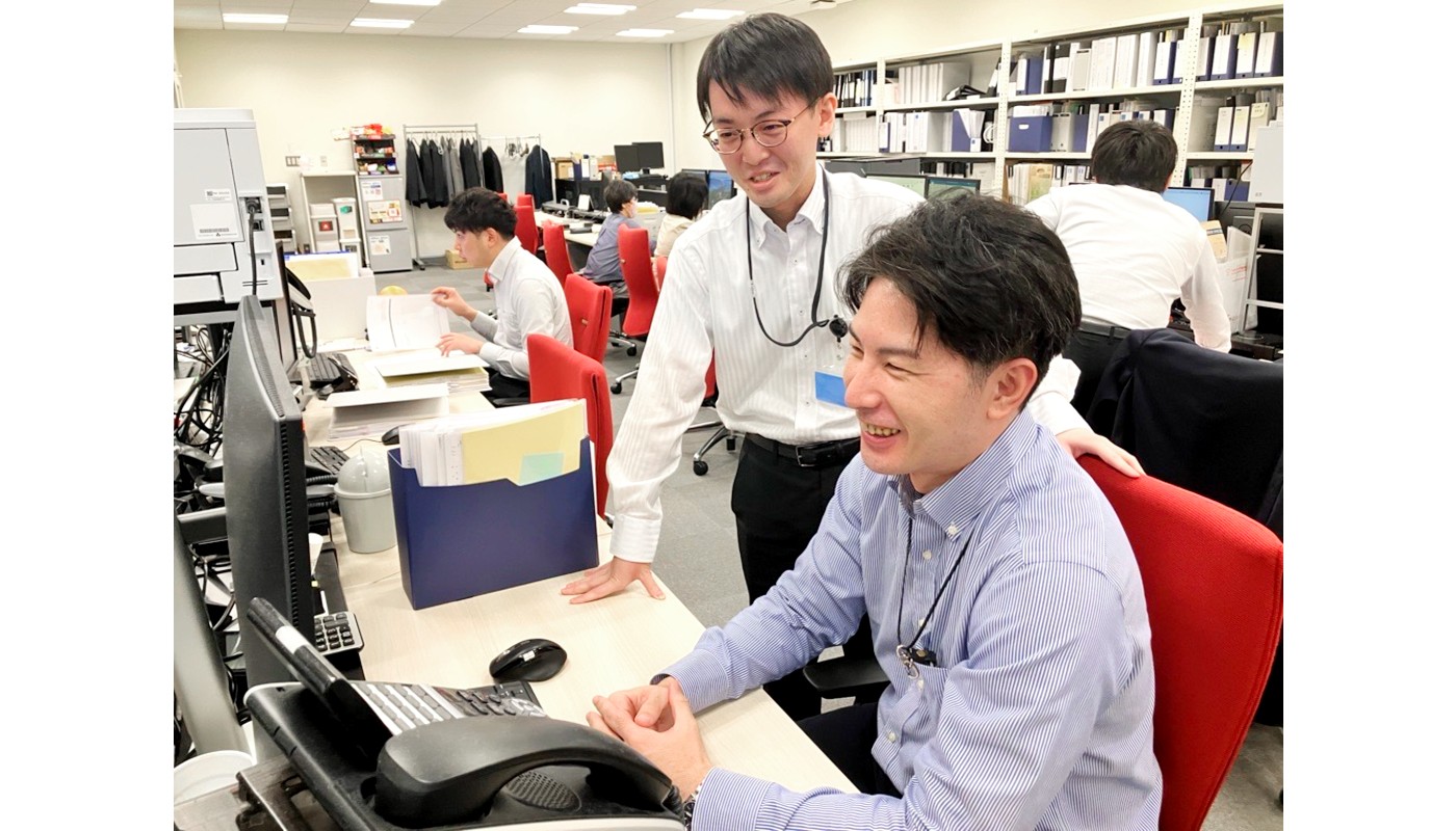 チームで仕事を進めているので、仕事で判断に迷う時でも、すぐに仲間に相談・解決できる。「安心感」がスタッフからも好評です。