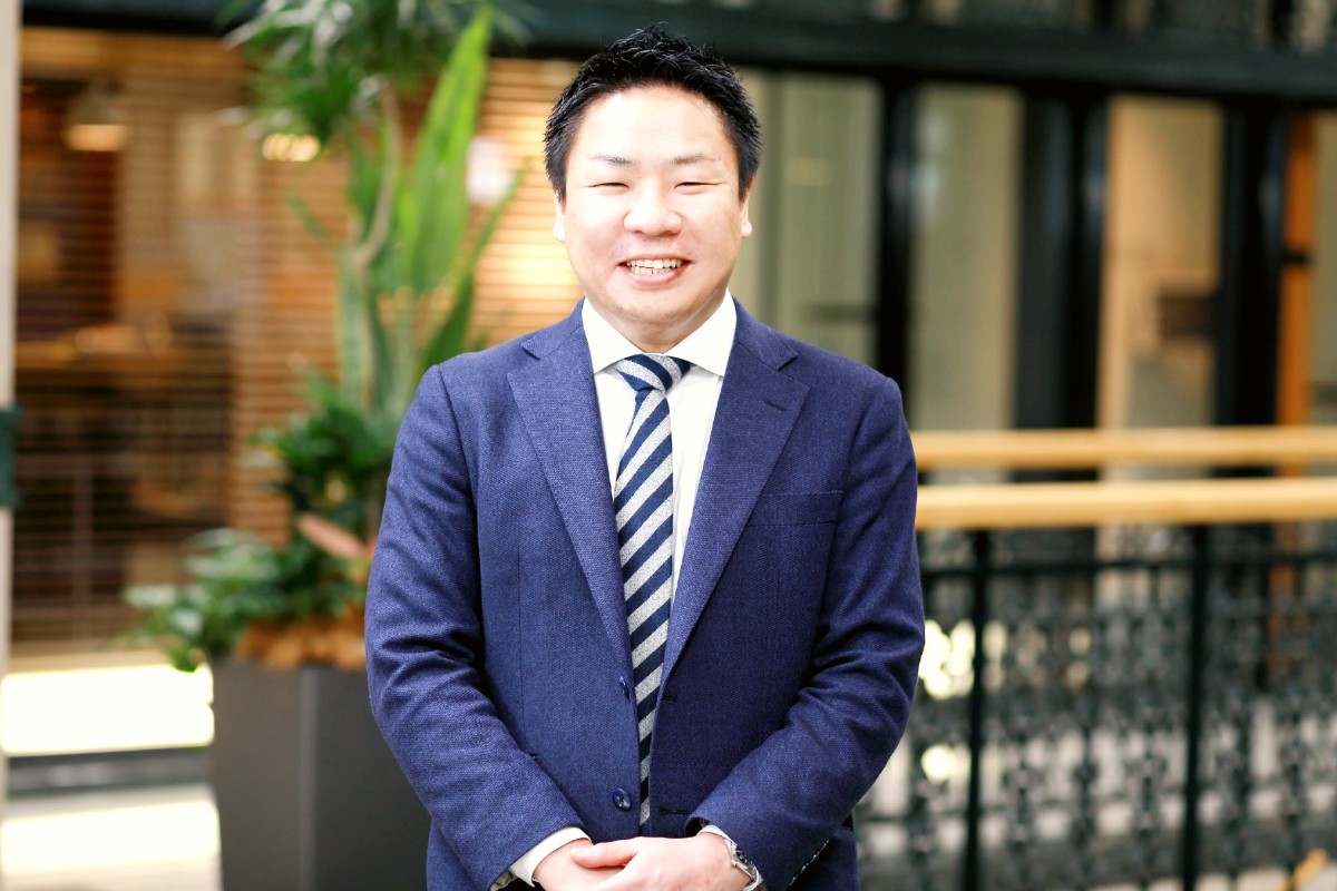 中小の税務基盤を支える業務で土台をつくりながら、+αのキャリアを転職なしで磨いていただけます。